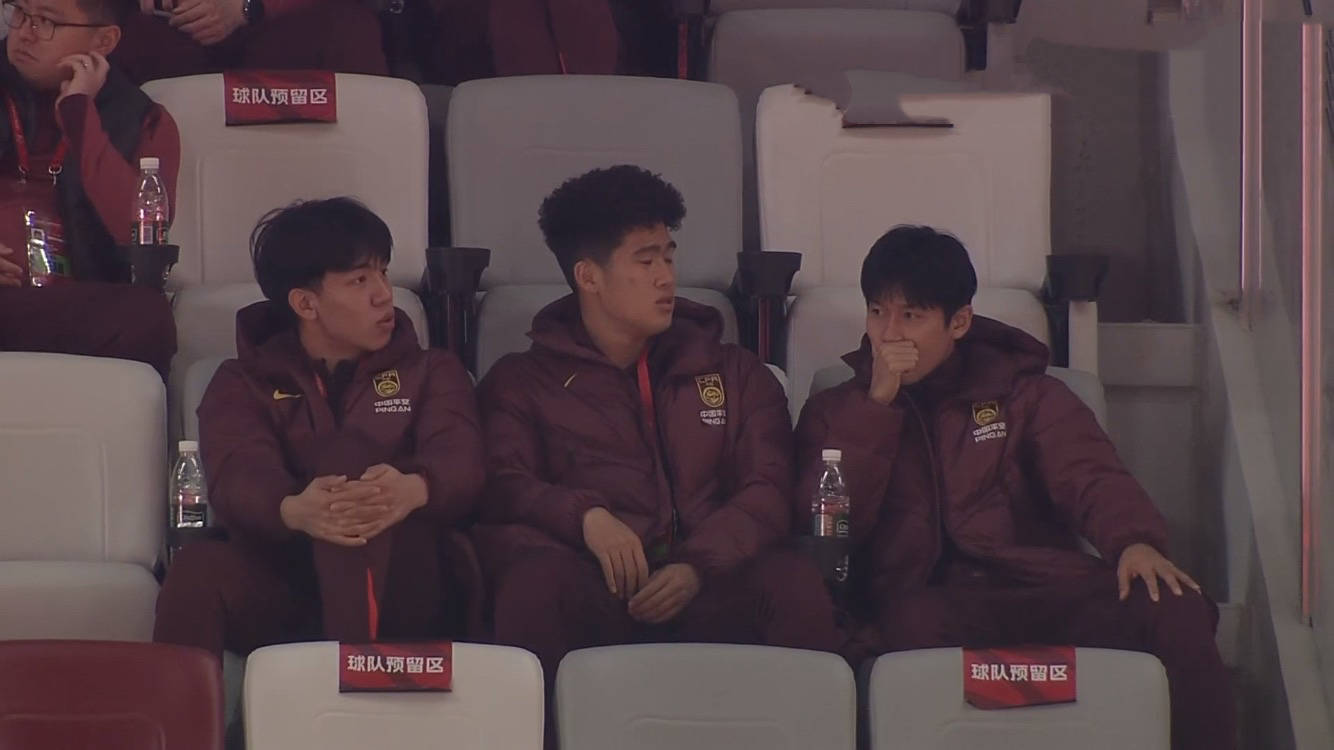 1-0，U23国足邀请赛不败收官，杜月徵轰出落叶球，越南队下脚太狠