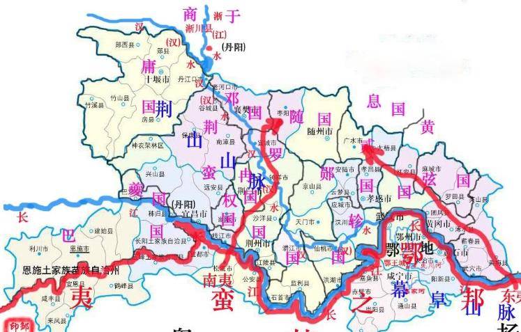 一个被蔑视的诸侯，最后却和天子平起平坐，是何缘故？